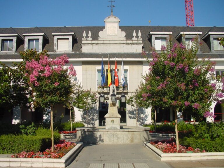 Más de un centenar de personas del equipo de Fovasa Facility Services velarán por la limpieza del Ayuntamiento de Majadahonda