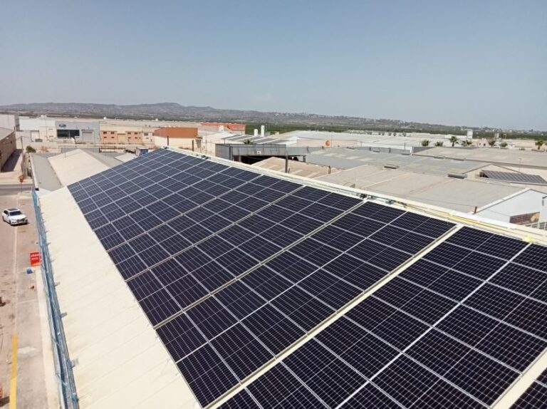 Obremo, Iberdrola y Grupo Imedes impulsan el desarrollo de la Comunidad Solar de Carlet