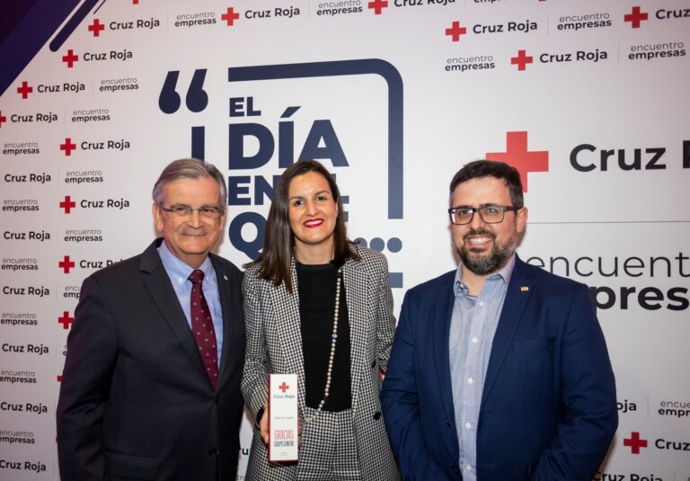 Cruz Roja reconoce a Grupo Gimeno por su colaboración y apoyo a la entidad a lo largo de los años