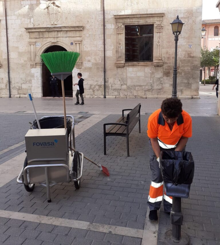 Fovasa continúa optimizando su servicio en Alzira e inicia una nueva campaña de sensibilización ciudadana