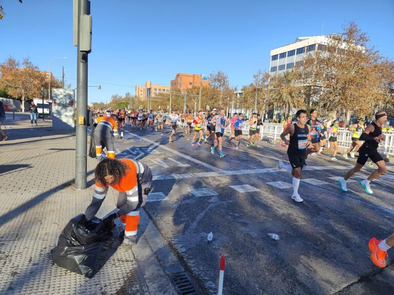 Un año más Fovasa Medioambiente mantiene el recorrido de la Maratón de València en perfectas condiciones