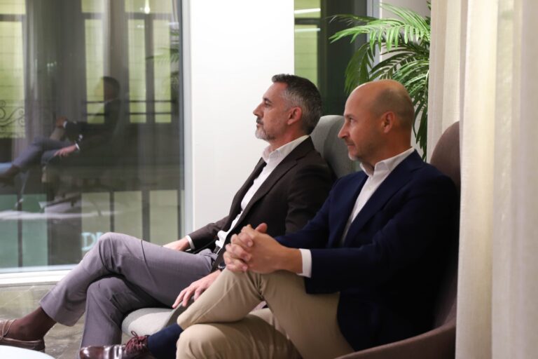 Nomadom acoge la presentación del Plan Estratégico de White Investing