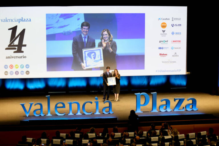 Facsa es galardonada con el Premio Valencia Plaza 2024 como reconocimiento a su liderazgo en gestión hídrica
