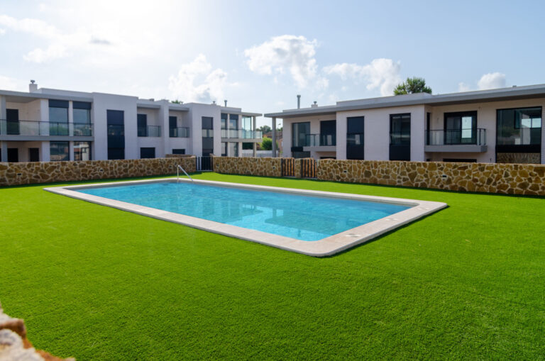 El Residencial Vibemar de Benicàssim cuelga el cartel de “Promoción vendida”