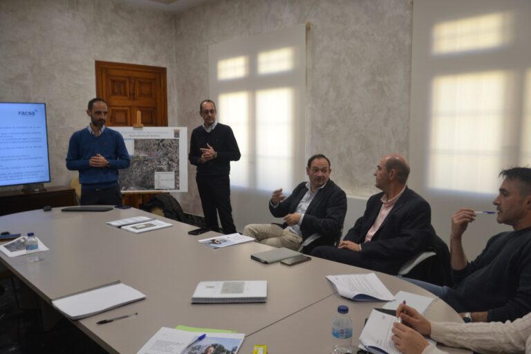 El Ayuntamiento de Tarazona y Facsa presentan el Plan Director para la mejora del abastecimiento de agua en el municipio