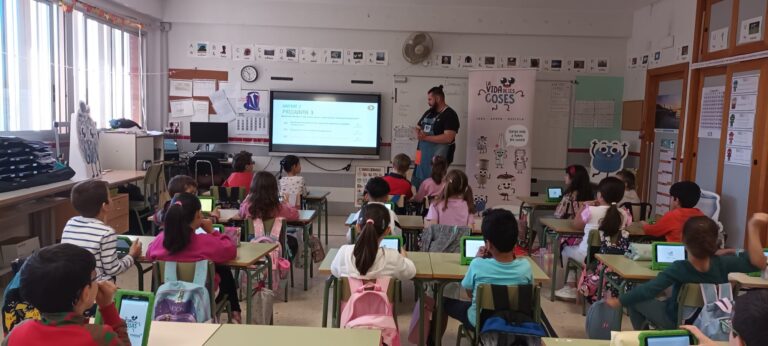 El Ayuntamiento de Torreblanca y Fobesa triplicarán los puntos de recogida selectiva de residuos para facilitar el reciclaje