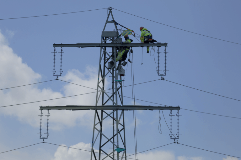Obremo mejora del suministro eléctrico en las siete comarcas que engloba la UTD de Alzira, Xátiva y Gandía