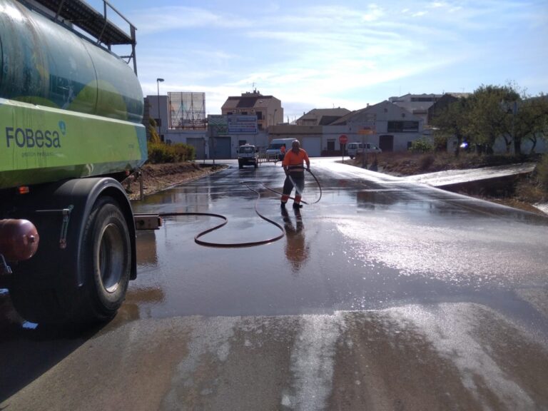 Fobesa trabaja intensamente para devolver a la normalidad a Oropesa tras las lluvias torrenciales