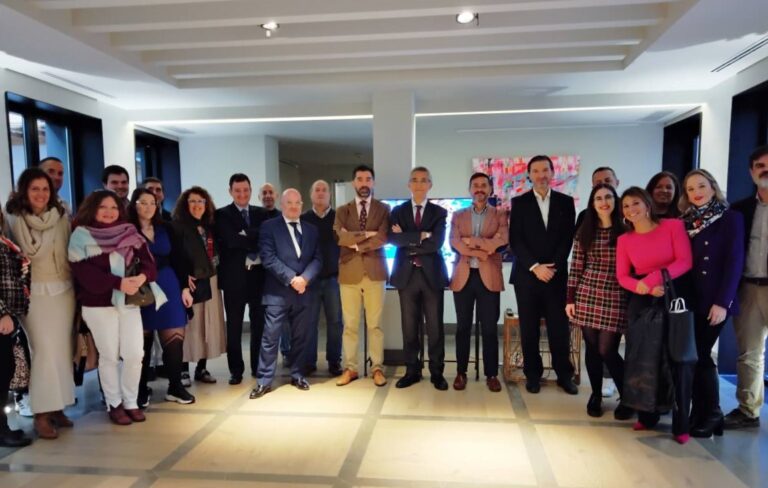 Hoteles Intur pone en valor en Sevilla la oferta turística que ofrece la provincia de Castellón