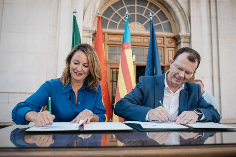 El Ayuntamiento de Castellón y Gimecons impulsan la transformación del Mercado Central para convertirlo en referente