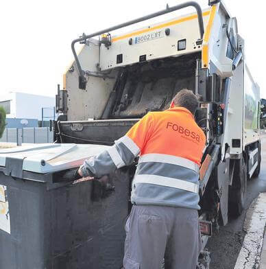 Fobesa impulsa la modernización del servicio de limpieza y recogida de residuos en Benicàssim